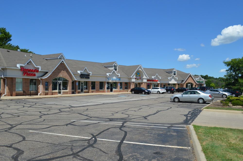 Courthouse Plaza: 4161 Steels Pointe, Stow, OH 44224